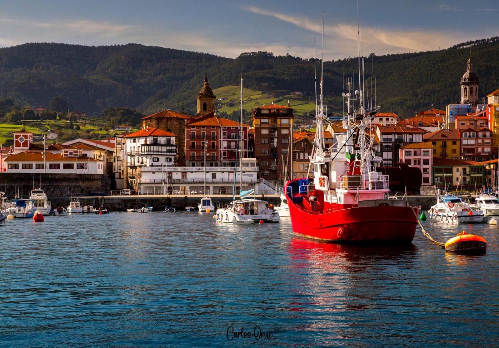 Eguzkilore - Marinero Vistas Al Mar * Bermeo
