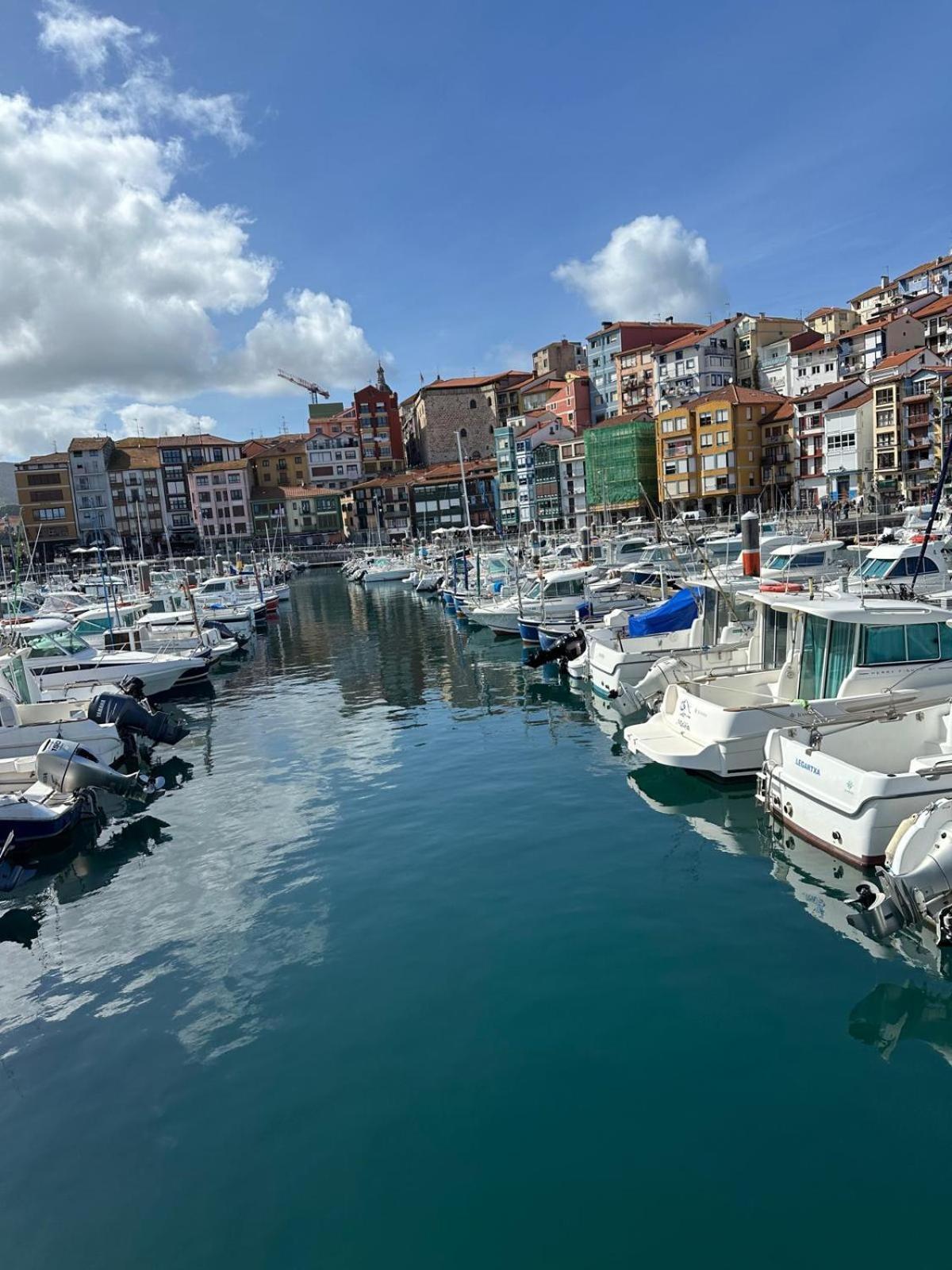 Eguzkilore - Marinero Vistas Al Mar Bermeo
